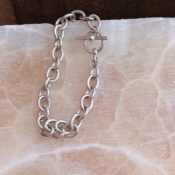 Silver Toned Large Link Chunky Bracelet - Picture 6 of 6